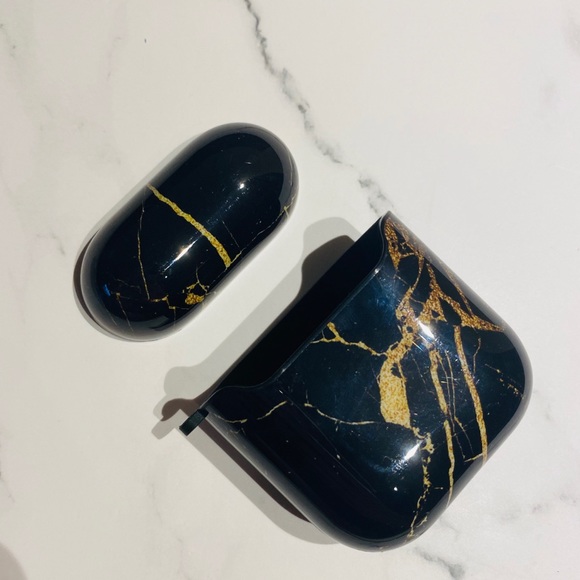 NEW Black Gold Streak Marble Case for Airpods - Picture 2 of 7
